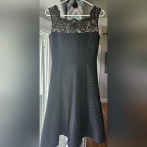 London Times Size 4 Black Lace Top Sleeveless Dress